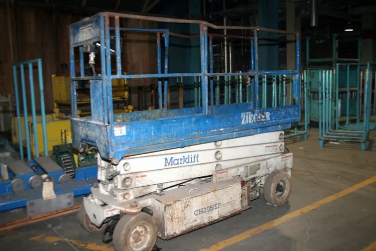 Photo #20 of DAY 1 OF 2 DAY AUCTION: FORMERLY OF VERSO PAPER - SARTELL MILL, ONE MILLION SQUARE FOOT PAPER MANUFACTURING FACILITY, OVER 2500 LOTS INCLUDING:  PAPERMAKING EQUIPMENT, MACHINE SHOP & ROLL MAKING, FABRICATION, HUGE LABORATORY, OVERHEAD CRANES, PLANT
