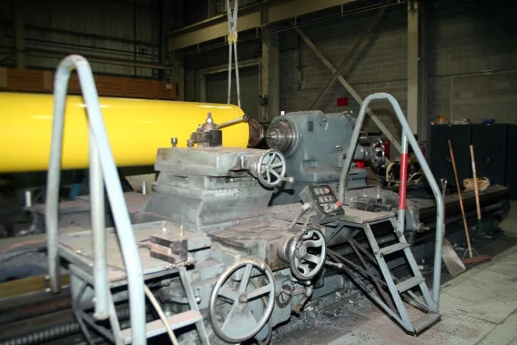 Photo #27 of DAY 1 OF 2 DAY AUCTION: FORMERLY OF VERSO PAPER - SARTELL MILL, ONE MILLION SQUARE FOOT PAPER MANUFACTURING FACILITY, OVER 2500 LOTS INCLUDING:  PAPERMAKING EQUIPMENT, MACHINE SHOP & ROLL MAKING, FABRICATION, HUGE LABORATORY, OVERHEAD CRANES, PLANT