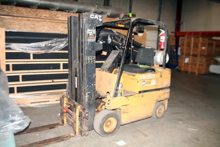 Photo #30 of DAY 1 OF 2 DAY AUCTION: FORMERLY OF VERSO PAPER - SARTELL MILL, ONE MILLION SQUARE FOOT PAPER MANUFACTURING FACILITY, OVER 2500 LOTS INCLUDING:  PAPERMAKING EQUIPMENT, MACHINE SHOP & ROLL MAKING, FABRICATION, HUGE LABORATORY, OVERHEAD CRANES, PLANT