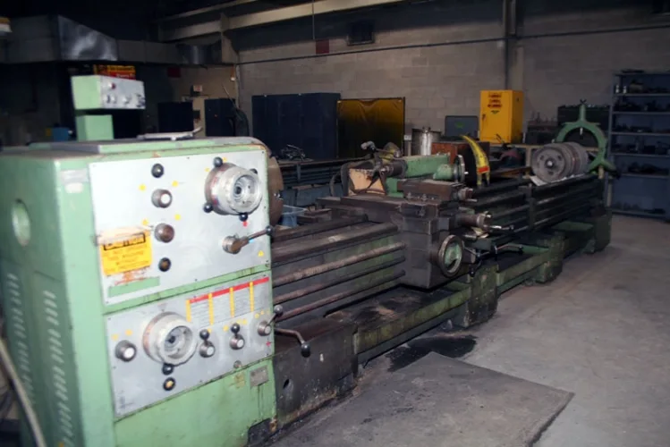 Photo #110 of DAY 1 OF 2 DAY AUCTION: FORMERLY OF VERSO PAPER - SARTELL MILL, ONE MILLION SQUARE FOOT PAPER MANUFACTURING FACILITY, OVER 2500 LOTS INCLUDING:  PAPERMAKING EQUIPMENT, MACHINE SHOP & ROLL MAKING, FABRICATION, HUGE LABORATORY, OVERHEAD CRANES, PLANT