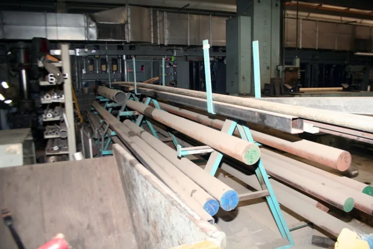 Photo #122 of DAY 1 OF 2 DAY AUCTION: FORMERLY OF VERSO PAPER - SARTELL MILL, ONE MILLION SQUARE FOOT PAPER MANUFACTURING FACILITY, OVER 2500 LOTS INCLUDING:  PAPERMAKING EQUIPMENT, MACHINE SHOP & ROLL MAKING, FABRICATION, HUGE LABORATORY, OVERHEAD CRANES, PLANT