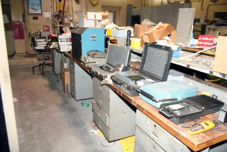 Photo #175 of DAY 1 OF 2 DAY AUCTION: FORMERLY OF VERSO PAPER - SARTELL MILL, ONE MILLION SQUARE FOOT PAPER MANUFACTURING FACILITY, OVER 2500 LOTS INCLUDING:  PAPERMAKING EQUIPMENT, MACHINE SHOP & ROLL MAKING, FABRICATION, HUGE LABORATORY, OVERHEAD CRANES, PLANT