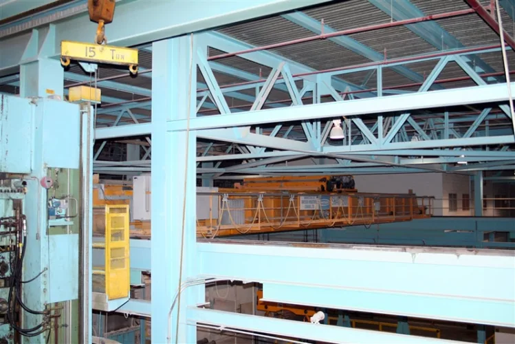 Photo #198 of DAY 1 OF 2 DAY AUCTION: FORMERLY OF VERSO PAPER - SARTELL MILL, ONE MILLION SQUARE FOOT PAPER MANUFACTURING FACILITY, OVER 2500 LOTS INCLUDING:  PAPERMAKING EQUIPMENT, MACHINE SHOP & ROLL MAKING, FABRICATION, HUGE LABORATORY, OVERHEAD CRANES, PLANT