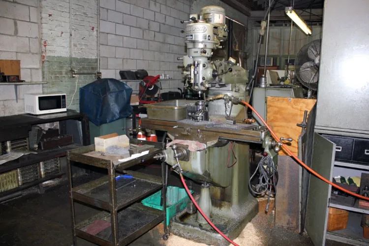 Photo #156 of PLANT CLOSURE OF BT CRELLIN MACHINE SHOP!  ASSET TO INCLUDE: VERTICAL MACHINING CENTERS, CNC TURNING CENTERS, AUTOMATIC SCREW MACHINES, MILLS, LATHES, GRINDERS, AND MUCH MORE!