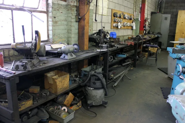 Photo #249 of PLANT CLOSURE OF BT CRELLIN MACHINE SHOP!  ASSET TO INCLUDE: VERTICAL MACHINING CENTERS, CNC TURNING CENTERS, AUTOMATIC SCREW MACHINES, MILLS, LATHES, GRINDERS, AND MUCH MORE!