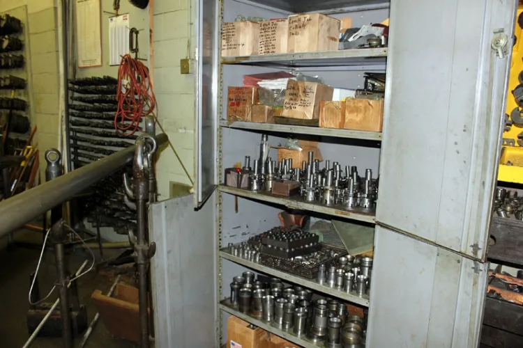 Photo #266 of PLANT CLOSURE OF BT CRELLIN MACHINE SHOP!  ASSET TO INCLUDE: VERTICAL MACHINING CENTERS, CNC TURNING CENTERS, AUTOMATIC SCREW MACHINES, MILLS, LATHES, GRINDERS, AND MUCH MORE!