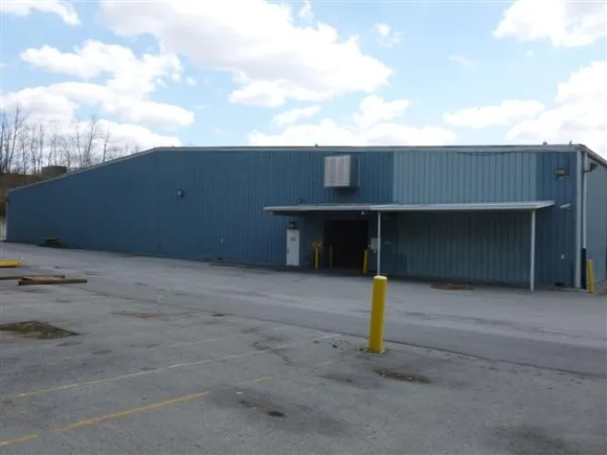 Photo #3 of FORMER KROGER BEVERAGE FACILITY: CAN & PET BEVERAGE PACKAGING FACILITY