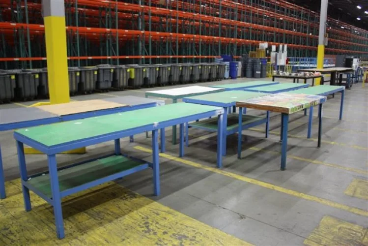 Photo #13 of FORMERLY OF MCGRAW-HILL - HUGH DISTRIBUTION CENTER: HUGE QUANTITY OF CONVEYOR EQUIPMENT, SHELVING UNITS, LOCKERS, WAREHOUSE EQUIPMENT, CARTS, PLUS MUCH MORE!