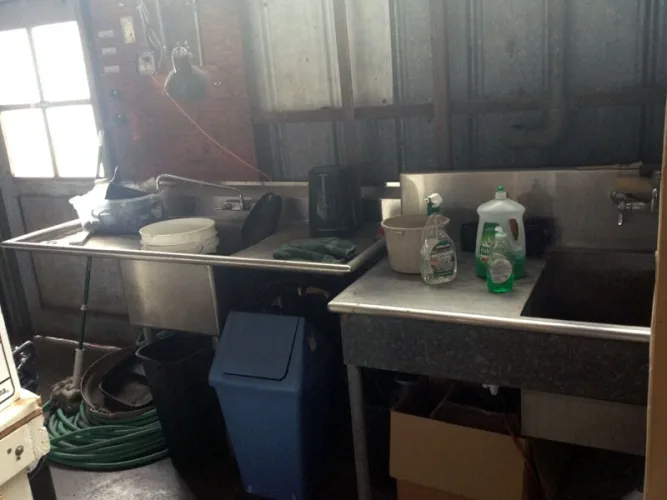 Photo #30 of BY ORDER OF US BANKRUPTCY COURT CASE: 13-BK-10894 - ASSETS & INVENTORY OF DIVING CONCEPTS, INC. - CAD/CAM SYSTEM, SEWING MACHINES, COMPRESSORS, DRYSUITS, NEOPRENE STOCK & MUCH MORE!