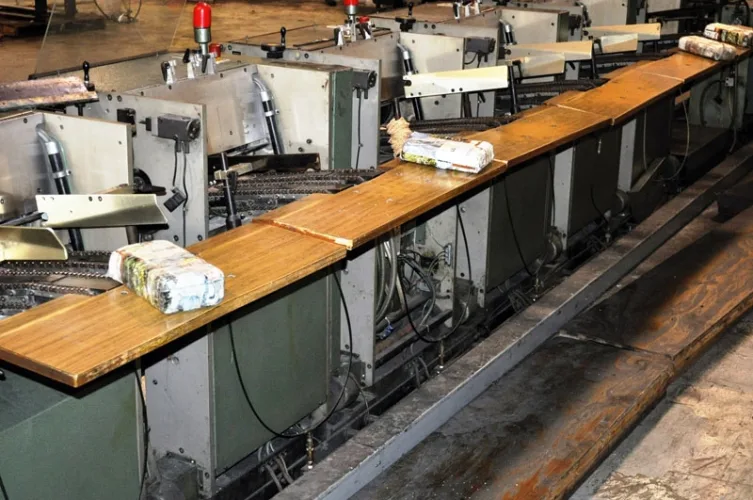 Photo #35 of VISION PRINTING: A FULL SERVICE PUBLICATIONS & COMMERCIAL PRINTER