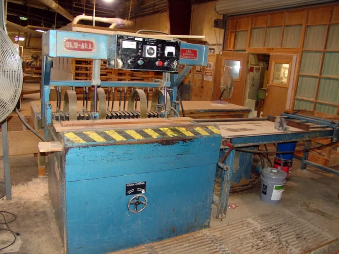 Photo #26 of BY ORDER OF U.S. BANKRUPTCY COURT CASE # 11-40527 - REAL WOOD PRODUCTS CORP.: WOODWORKING MACHINERY & EQUIPMENT