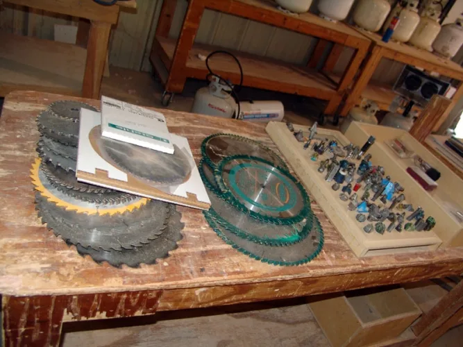 Photo #71 of BY ORDER OF U.S. BANKRUPTCY COURT CASE # 11-40527 - REAL WOOD PRODUCTS CORP.: WOODWORKING MACHINERY & EQUIPMENT