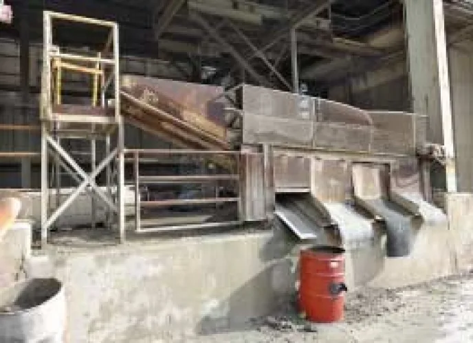 Photo #44 of HUGE TWO-DAY AUCTION OVER 1,000 LOTS - LAFARGE MIDWEST INC.: 776 ACRE CEMENT PRODUCTION FACILITY INCLUDING MACHINERY, EQUIPMENT, STEEL BUILDING STRUCTURES, COPPER WIRING, TRANSFORMERS AND SUPPORT EQUIPMENT