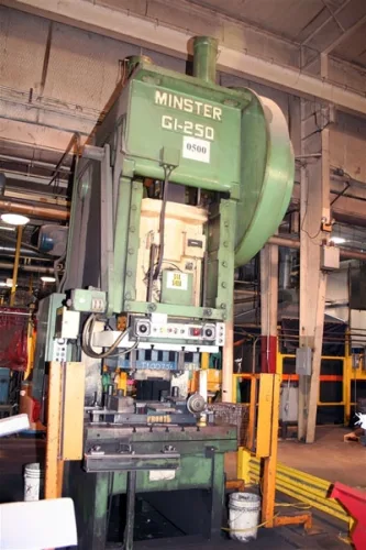 Photo #3 of SURPLUS TO THE ONGOING OPERATIONS OF A GLOBAL COMMERCIAL VEHICLE PARTS MANUFACTURER: 600-TON &  300-TON MINSTER SSDC PRESSES,  250-TON MINSTER GAP FRAME PRESS & FEED LINE