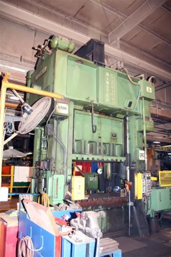 Photo #9 of SURPLUS TO THE ONGOING OPERATIONS OF A GLOBAL COMMERCIAL VEHICLE PARTS MANUFACTURER: 600-TON &  300-TON MINSTER SSDC PRESSES,  250-TON MINSTER GAP FRAME PRESS & FEED LINE