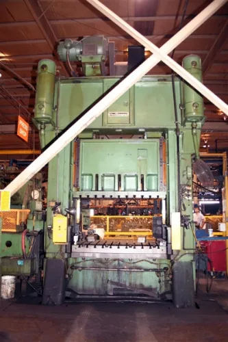 Photo #11 of SURPLUS TO THE ONGOING OPERATIONS OF A GLOBAL COMMERCIAL VEHICLE PARTS MANUFACTURER: 600-TON &  300-TON MINSTER SSDC PRESSES,  250-TON MINSTER GAP FRAME PRESS & FEED LINE
