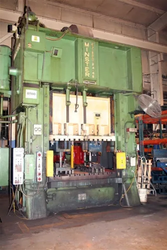 Photo #13 of SURPLUS TO THE ONGOING OPERATIONS OF A GLOBAL COMMERCIAL VEHICLE PARTS MANUFACTURER: 600-TON &  300-TON MINSTER SSDC PRESSES,  250-TON MINSTER GAP FRAME PRESS & FEED LINE