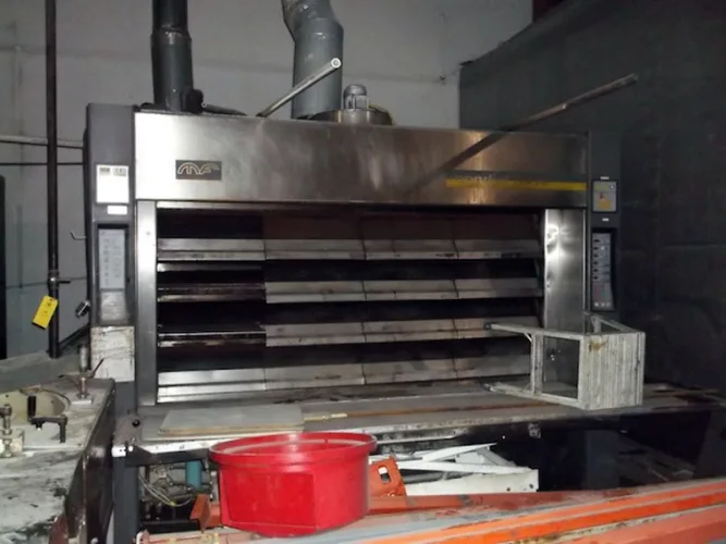 Photo #10 of BY ORDER OF US BANKRUPTCY COURT CASE # 13:12288 - SWEETBAKE INC.: INCLUDING: OVENS, MIXERS, WASHERS, BAGUETTE LINE, BAGEL LINE AND MUCH MORE!