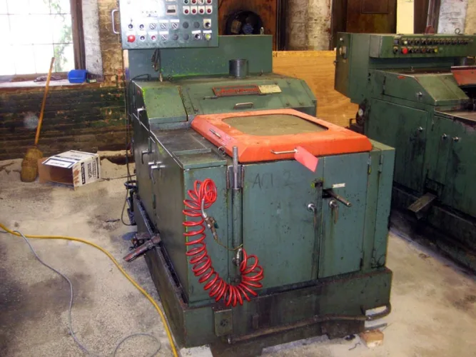 Photo #22 of SURPLUS TO THE ONGOING NEEDS OF L & M MANUFACTURING - HIGH SPEED FASTENER MANUFACTURING MACHINERY: COLD HEADERS, THREAD ROLLERS, PINCH POINTERS & MUCH MORE