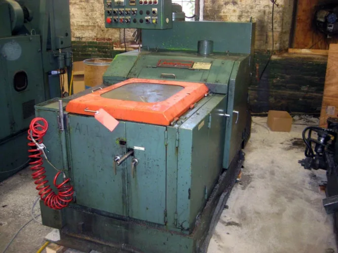 Photo #23 of SURPLUS TO THE ONGOING NEEDS OF L & M MANUFACTURING - HIGH SPEED FASTENER MANUFACTURING MACHINERY: COLD HEADERS, THREAD ROLLERS, PINCH POINTERS & MUCH MORE