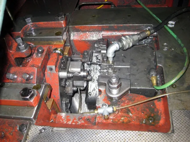 Photo #28 of SURPLUS TO THE ONGOING NEEDS OF L & M MANUFACTURING - HIGH SPEED FASTENER MANUFACTURING MACHINERY: COLD HEADERS, THREAD ROLLERS, PINCH POINTERS & MUCH MORE
