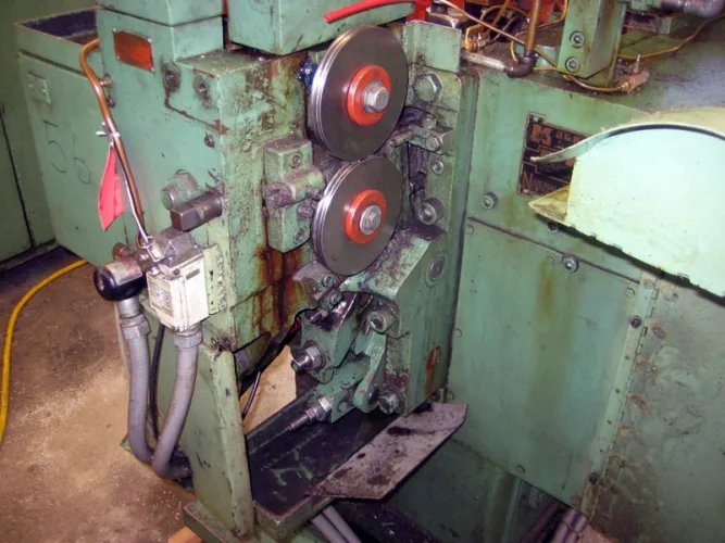 Photo #35 of SURPLUS TO THE ONGOING NEEDS OF L & M MANUFACTURING - HIGH SPEED FASTENER MANUFACTURING MACHINERY: COLD HEADERS, THREAD ROLLERS, PINCH POINTERS & MUCH MORE