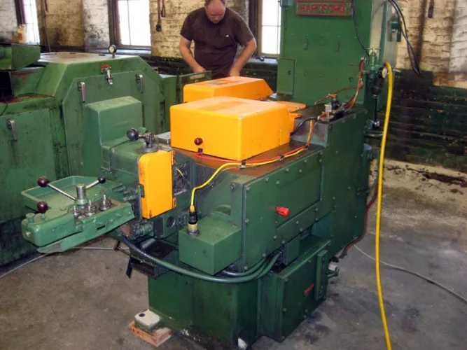 Photo #41 of SURPLUS TO THE ONGOING NEEDS OF L & M MANUFACTURING - HIGH SPEED FASTENER MANUFACTURING MACHINERY: COLD HEADERS, THREAD ROLLERS, PINCH POINTERS & MUCH MORE