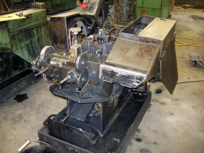 Photo #57 of SURPLUS TO THE ONGOING NEEDS OF L & M MANUFACTURING - HIGH SPEED FASTENER MANUFACTURING MACHINERY: COLD HEADERS, THREAD ROLLERS, PINCH POINTERS & MUCH MORE