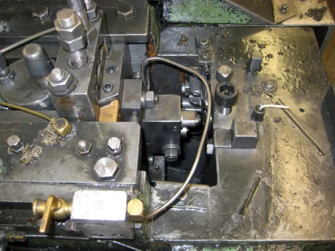 Photo #62 of SURPLUS TO THE ONGOING NEEDS OF L & M MANUFACTURING - HIGH SPEED FASTENER MANUFACTURING MACHINERY: COLD HEADERS, THREAD ROLLERS, PINCH POINTERS & MUCH MORE