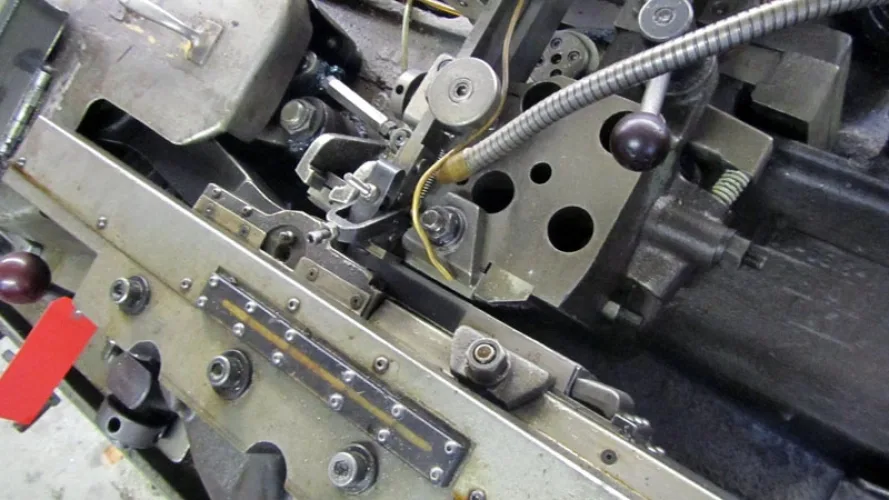 Photo #89 of SURPLUS TO THE ONGOING NEEDS OF L & M MANUFACTURING - HIGH SPEED FASTENER MANUFACTURING MACHINERY: COLD HEADERS, THREAD ROLLERS, PINCH POINTERS & MUCH MORE