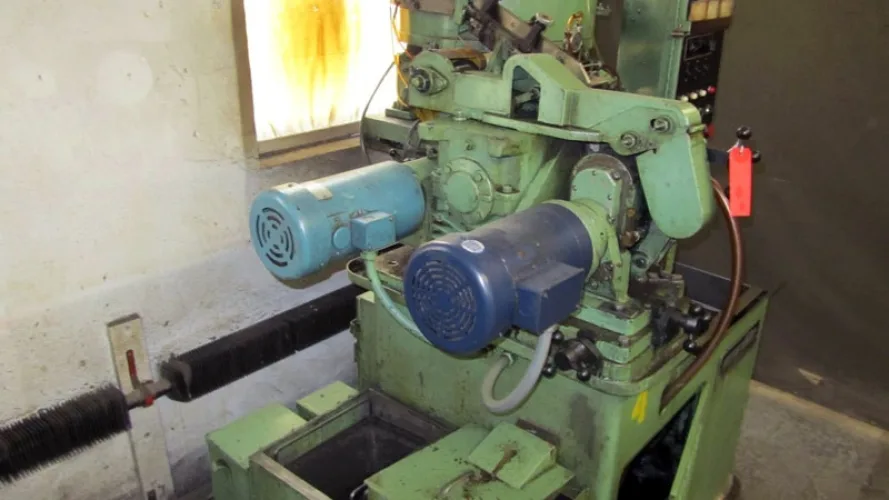 Photo #102 of SURPLUS TO THE ONGOING NEEDS OF L & M MANUFACTURING - HIGH SPEED FASTENER MANUFACTURING MACHINERY: COLD HEADERS, THREAD ROLLERS, PINCH POINTERS & MUCH MORE