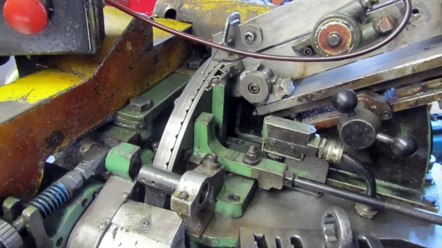 Photo #112 of SURPLUS TO THE ONGOING NEEDS OF L & M MANUFACTURING - HIGH SPEED FASTENER MANUFACTURING MACHINERY: COLD HEADERS, THREAD ROLLERS, PINCH POINTERS & MUCH MORE