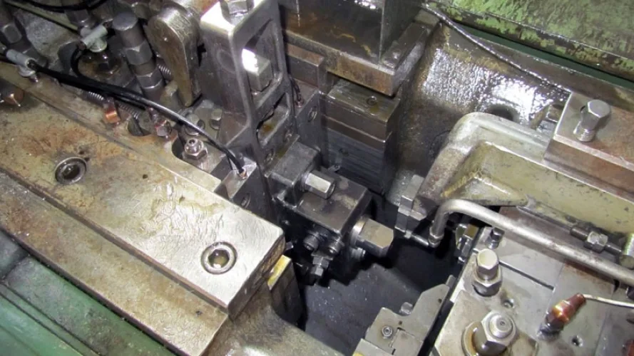 Photo #115 of SURPLUS TO THE ONGOING NEEDS OF L & M MANUFACTURING - HIGH SPEED FASTENER MANUFACTURING MACHINERY: COLD HEADERS, THREAD ROLLERS, PINCH POINTERS & MUCH MORE