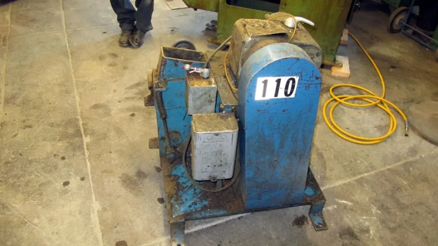 Photo #127 of SURPLUS TO THE ONGOING NEEDS OF L & M MANUFACTURING - HIGH SPEED FASTENER MANUFACTURING MACHINERY: COLD HEADERS, THREAD ROLLERS, PINCH POINTERS & MUCH MORE