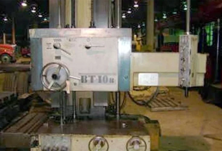 Photo #20 of NORTH AMERICAN INDUSTRIAL MACHINERY SALE - INCLUDING: PACIFIC, DAKE & MACRODYNE PRESSES, VERTICAL & HORIZONTAL BORING MILLS , POWER SHEAR, PROFILER, GRINDERS, PAINT BOOTHS & MUCH MORE!