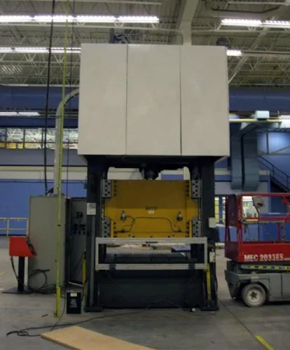 Photo #39 of NORTH AMERICAN INDUSTRIAL MACHINERY SALE - INCLUDING: PACIFIC, DAKE & MACRODYNE PRESSES, VERTICAL & HORIZONTAL BORING MILLS , POWER SHEAR, PROFILER, GRINDERS, PAINT BOOTHS & MUCH MORE!