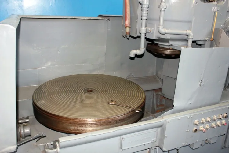 Photo #42 of NORTH AMERICAN INDUSTRIAL MACHINERY SALE - INCLUDING: PACIFIC, DAKE & MACRODYNE PRESSES, VERTICAL & HORIZONTAL BORING MILLS , POWER SHEAR, PROFILER, GRINDERS, PAINT BOOTHS & MUCH MORE!