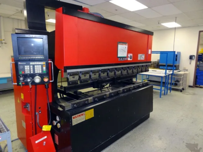 Photo #113 of NORTH AMERICAN INDUSTRIAL MACHINERY SALE - INCLUDING: PACIFIC, DAKE & MACRODYNE PRESSES, VERTICAL & HORIZONTAL BORING MILLS , POWER SHEAR, PROFILER, GRINDERS, PAINT BOOTHS & MUCH MORE!