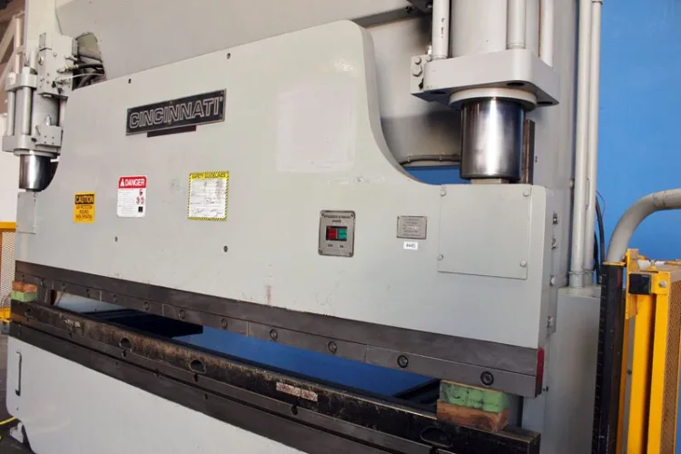 Photo #149 of NORTH AMERICAN INDUSTRIAL MACHINERY SALE - INCLUDING: PACIFIC, DAKE & MACRODYNE PRESSES, VERTICAL & HORIZONTAL BORING MILLS , POWER SHEAR, PROFILER, GRINDERS, PAINT BOOTHS & MUCH MORE!