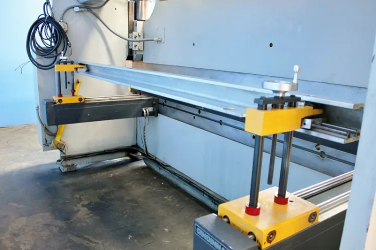 Photo #150 of NORTH AMERICAN INDUSTRIAL MACHINERY SALE - INCLUDING: PACIFIC, DAKE & MACRODYNE PRESSES, VERTICAL & HORIZONTAL BORING MILLS , POWER SHEAR, PROFILER, GRINDERS, PAINT BOOTHS & MUCH MORE!