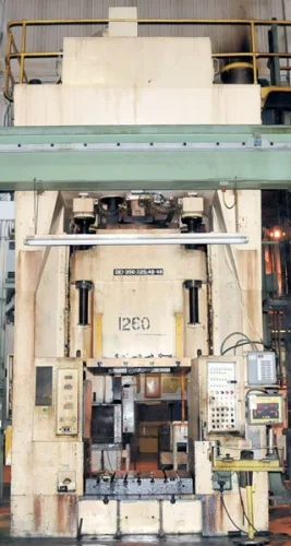 Photo #51 of BY ORDER OF COURT APPOINTED RECEIVER, CASE# CV-13-19489: NATIONAL AUTO RADIATOR MANUFACTURING CO. LTD: INCLUDING: (44) PRESSES UP TO 1200-TON, (6) SERVO FEED LINES, MACHINE & FABRICATION SHOP, ROBOTS, HUGE CMM, SCRAP REMOVAL SYSTEMS, WELDERS, FORKLIFTS &