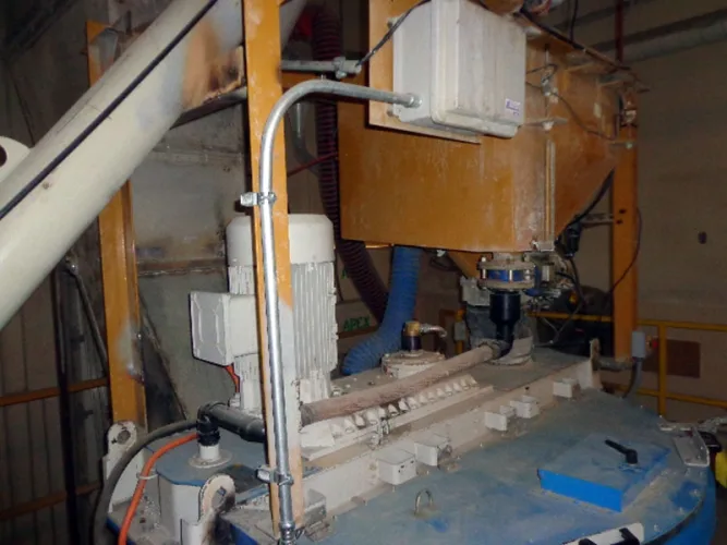 Photo #48 of BY ORDER OF THE LESSOR THE FORMER MACHINERY AND EQUIPMENT UTILIZED BY LACUNA, INC., D/B/A APEX BLOCK CORPORATION