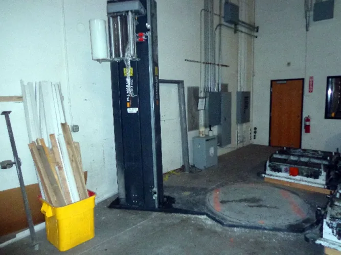 Photo #55 of BY ORDER OF THE LESSOR THE FORMER MACHINERY AND EQUIPMENT UTILIZED BY LACUNA, INC., D/B/A APEX BLOCK CORPORATION