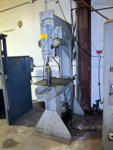 Photo #4 of DUE TO PLANT CLOSURE: USIC CORP - A COMPLETE FOUR SLIDE MACHINE SHOP