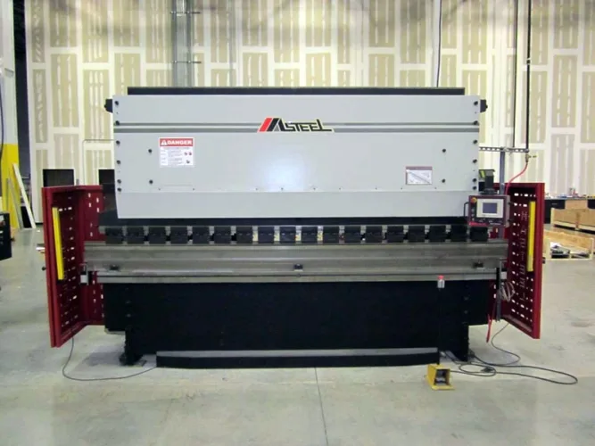 Photo #33 of CONTINENTAL CASE COMPANY: LATE MODEL METAL FABRICATION EQUIPMENT OF A MANUFACTURER OF REFRIGERATED SHELVING AND DISPLAY UNITS