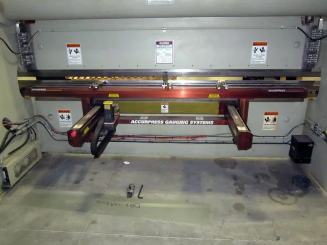 Photo #39 of CONTINENTAL CASE COMPANY: LATE MODEL METAL FABRICATION EQUIPMENT OF A MANUFACTURER OF REFRIGERATED SHELVING AND DISPLAY UNITS