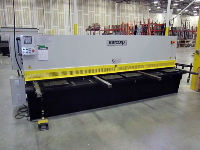 Photo #42 of CONTINENTAL CASE COMPANY: LATE MODEL METAL FABRICATION EQUIPMENT OF A MANUFACTURER OF REFRIGERATED SHELVING AND DISPLAY UNITS