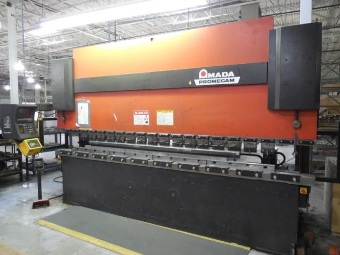 Photo #4 of METAL FABRICATION AND WOODWORKING EQUIPMENT OF CSC WORLDWIDE: A MANUFACTURE OF DISPLAY UNITS AND SHOW CASES