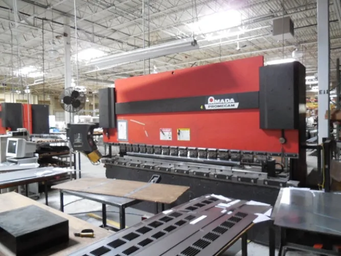 Photo #5 of METAL FABRICATION AND WOODWORKING EQUIPMENT OF CSC WORLDWIDE: A MANUFACTURE OF DISPLAY UNITS AND SHOW CASES
