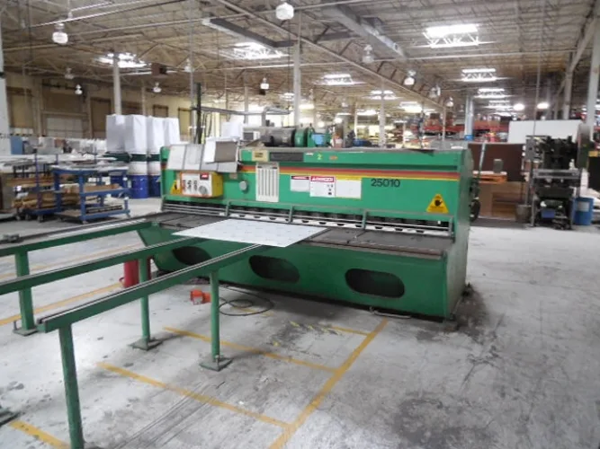 Photo #8 of METAL FABRICATION AND WOODWORKING EQUIPMENT OF CSC WORLDWIDE: A MANUFACTURE OF DISPLAY UNITS AND SHOW CASES